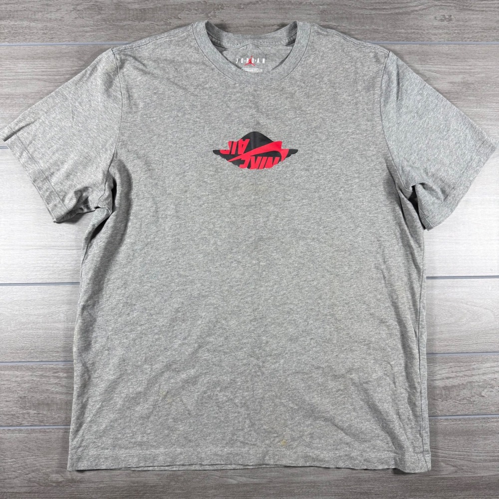 Nike Jordan Graphic T Shirt Mens XL Grey Red Black Short Sleeve Standard Fit